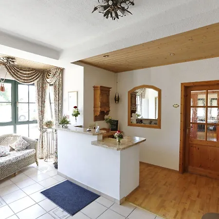 Moritz Garni Oberahr