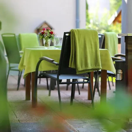 Moritz Garni Oberahr