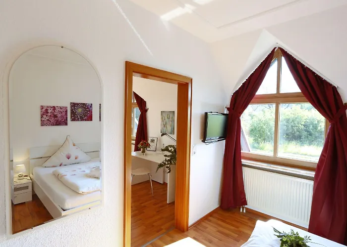 Moritz Garni 3* Oberahr